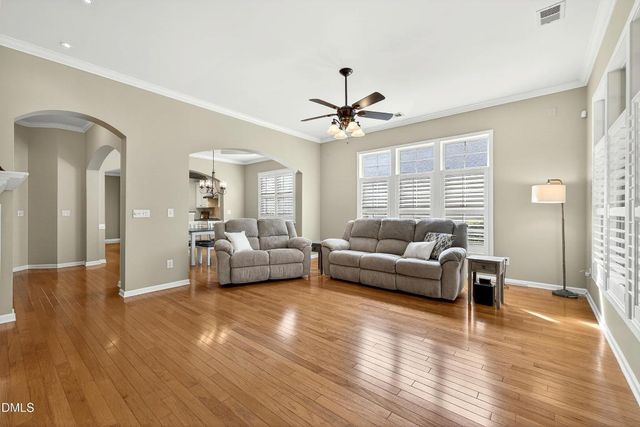 6117 Leesburg Lane, Raleigh, NC 27617