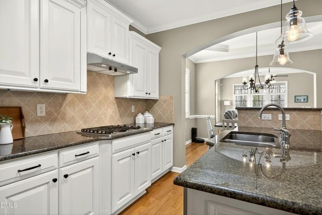 6117 Leesburg Lane, Raleigh, NC 27617