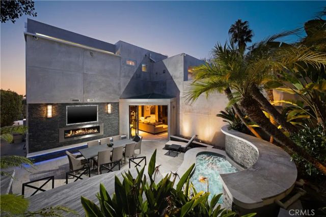 711 Gull, Laguna Beach, CA 92651
