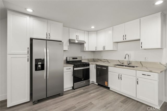 4981 Pearce A, Huntington Beach, CA 92649