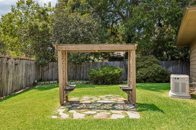 3566 Princess Lane, Dallas, TX 75229
