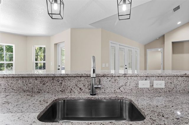 353 E Enfield Lane, Citrus Springs, FL 34434