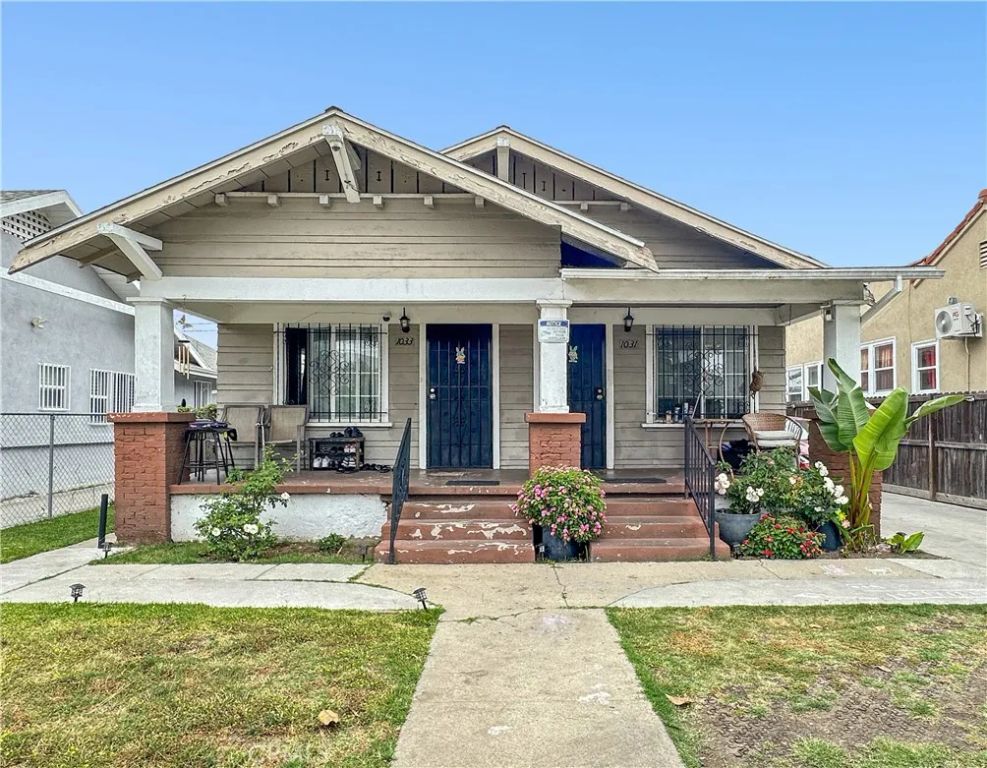 1031 W 61st Street, Los Angeles, CA 90044
