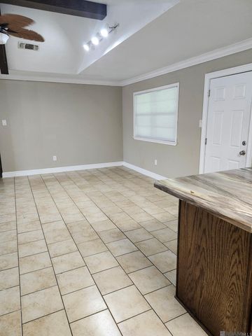 14124 Blairstown Dr, Baker, LA 70714