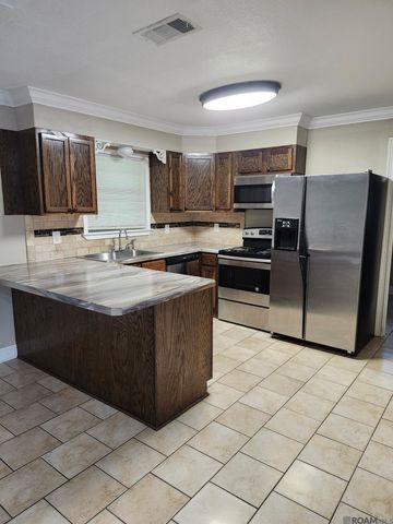 14124 Blairstown Dr, Baker, LA 70714