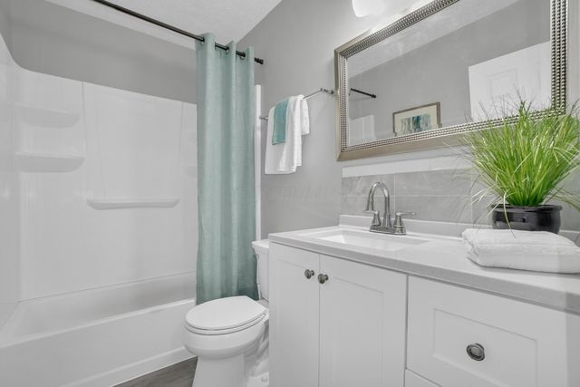 8172 Rochester Way, 23D, Westerville, OH 43081
