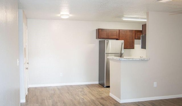 25000 Fm 2100, Huffman, TX 77336