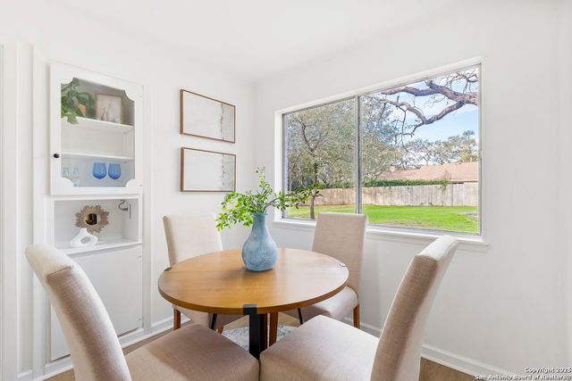 242 Yosemite, San Antonio, TX 78232