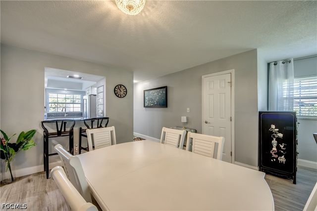 7050 Nantucket CIR 1, North Fort Myers, FL 33917