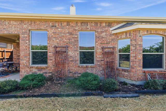 1001 Albany Drive, Fort Worth, TX 76131