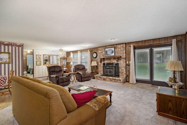 21080 Lawrence 1165, Verona, MO 65769