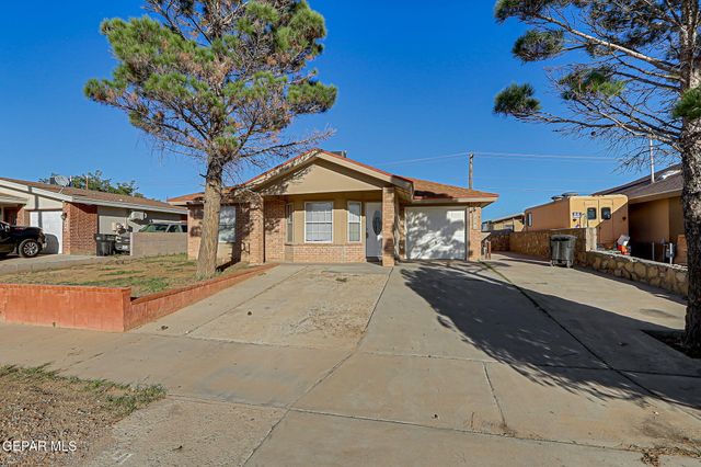 228 Tierra Linda Drive, Horizon City, TX 79928