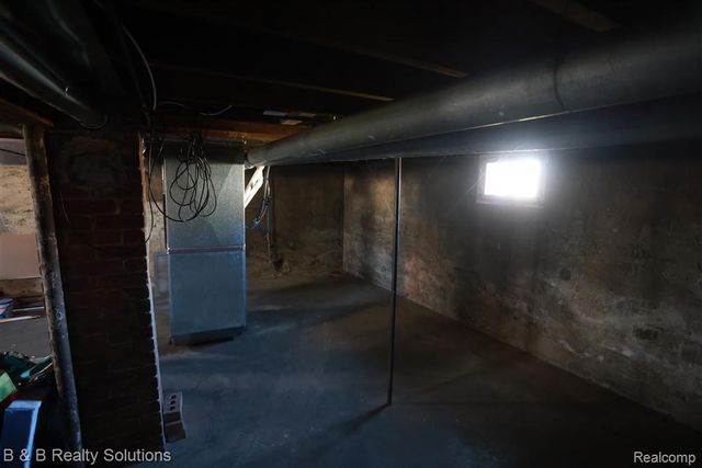 4131 Pleasant Street, North Branch, MI 48461