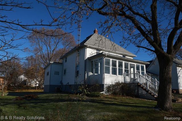 4131 Pleasant Street, North Branch, MI 48461