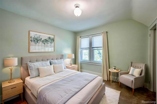 1037 Longfellow Avenue, Royal Oak, MI 48067
