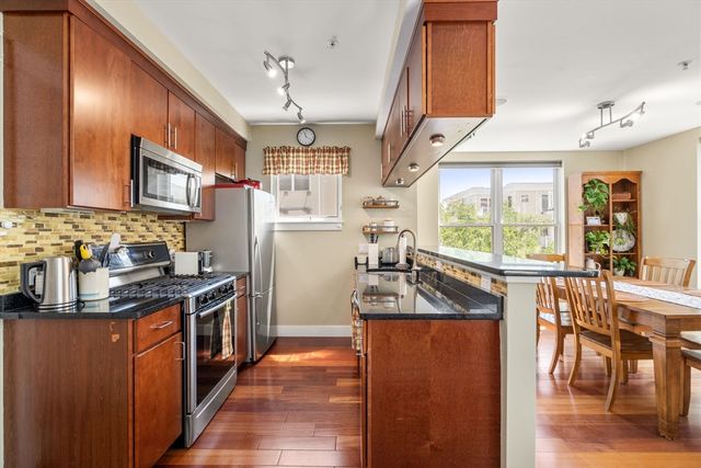 31 Wheeler Street 303, Cambridge, MA 02138