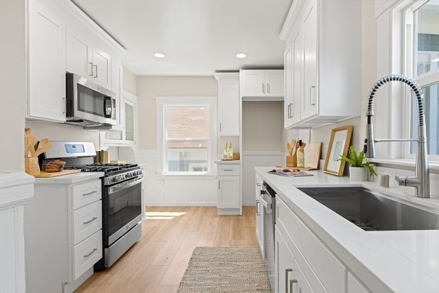 551 551 53Rd St, Oakland, CA 94609