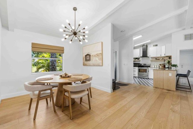 8021 TIMBER LAKE LANE, Sarasota, FL 34243