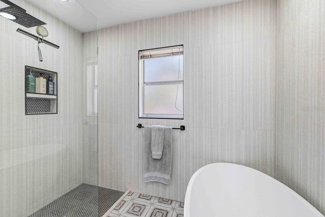 8021 TIMBER LAKE LANE, Sarasota, FL 34243