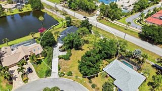 8021 TIMBER LAKE LANE, Sarasota, FL 34243