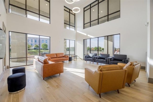 2700 Old Denton Road 2276, Carrollton, TX 75007