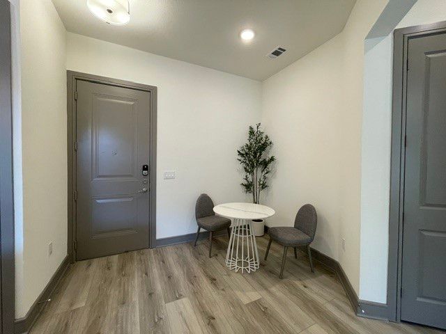 2700 Old Denton Road 2276, Carrollton, TX 75007