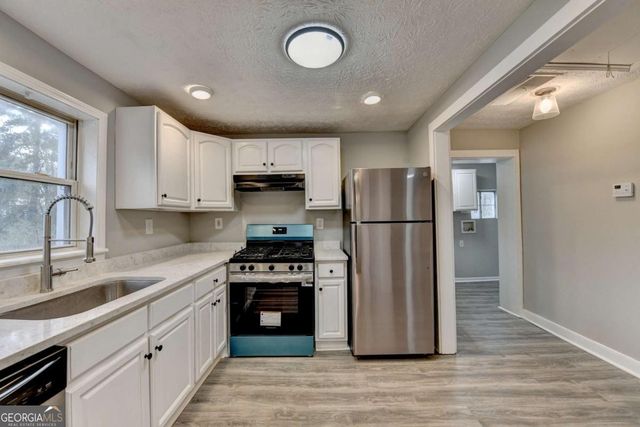 574 Glendale Road, Scottdale, GA 30079