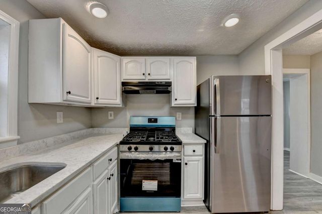 574 Glendale Road, Scottdale, GA 30079