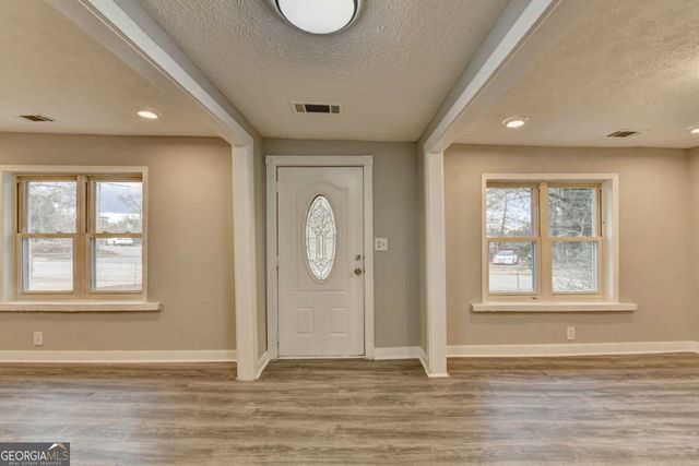 574 Glendale Road, Scottdale, GA 30079