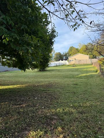 909 W Temperance Street, Ellettsville, IN 47429