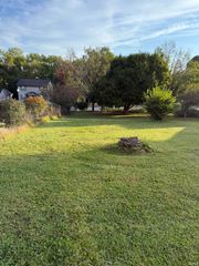 909 W Temperance Street, Ellettsville, IN 47429
