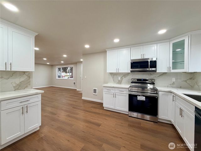 7105 S Madison Street, Tacoma, WA 98409