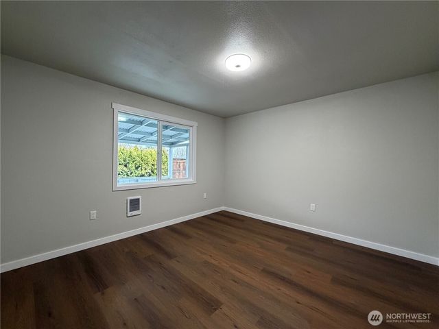 7105 S Madison Street, Tacoma, WA 98409