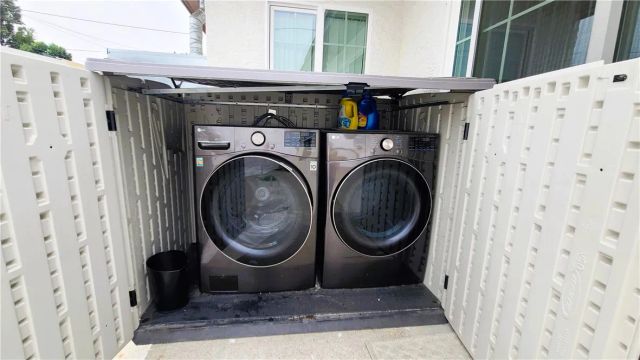 2431 N Lamer Street, Burbank, CA 91504