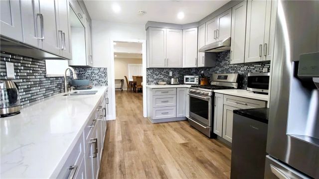 2431 N Lamer Street, Burbank, CA 91504