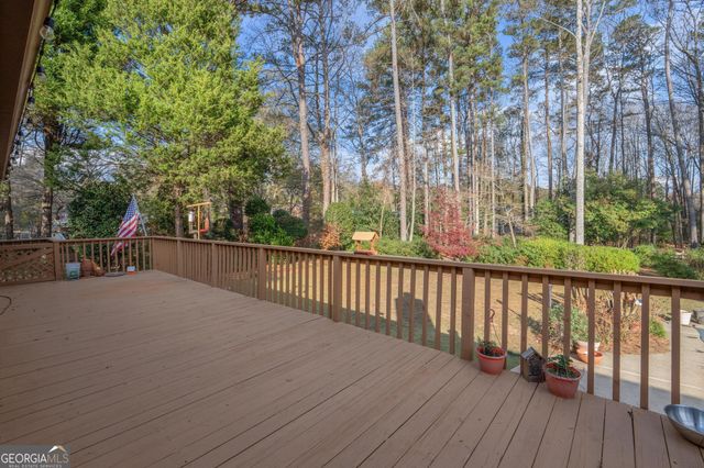 97 Club Circle, Stockbridge, GA 30281