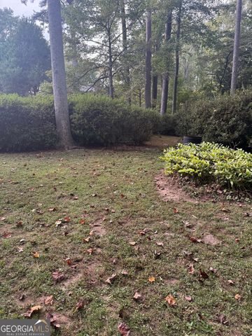 97 Club Circle, Stockbridge, GA 30281