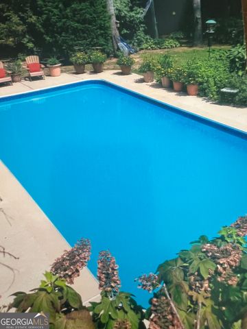 97 Club Circle, Stockbridge, GA 30281