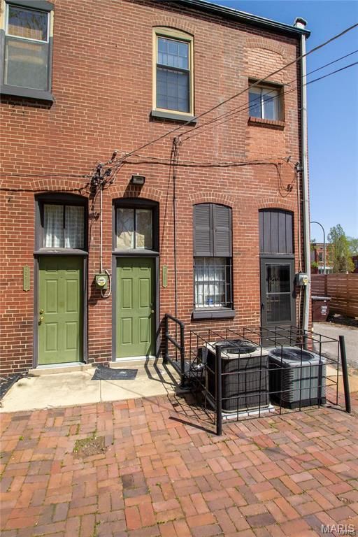 2214 Cherokee Street 2nd Fl, St Louis, MO 63118