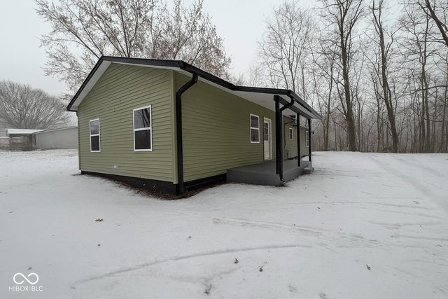 152 W Old Oak Hill Road, Crawfordsville, IN 47933