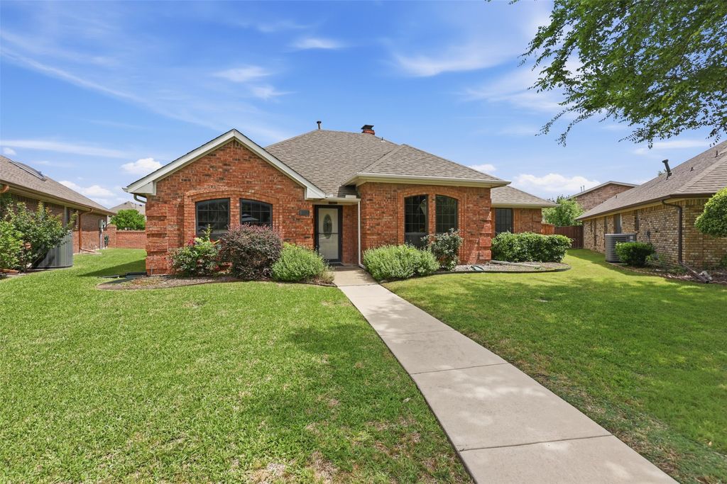 112 Highland Meadow Circle, Coppell, TX 75019 — photo 2