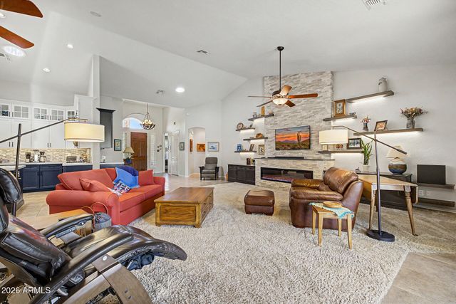 14619 W INDIANOLA Avenue, Goodyear, AZ 85395