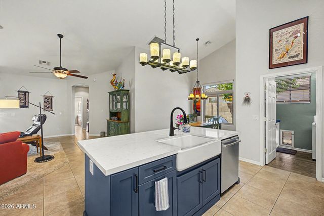 14619 W INDIANOLA Avenue, Goodyear, AZ 85395