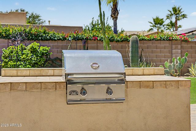 14619 W INDIANOLA Avenue, Goodyear, AZ 85395