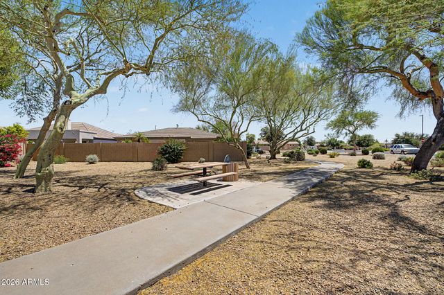 14619 W INDIANOLA Avenue, Goodyear, AZ 85395