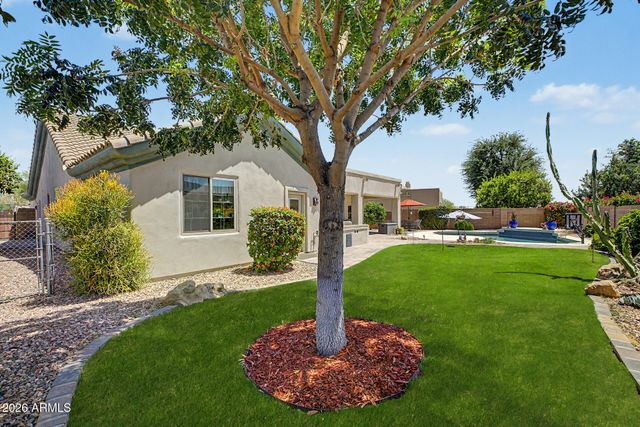 14619 W INDIANOLA Avenue, Goodyear, AZ 85395