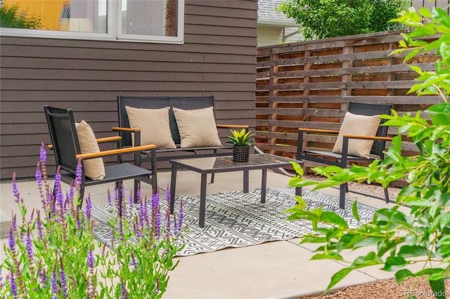 6892 Juniper Court, Arvada, CO 80007