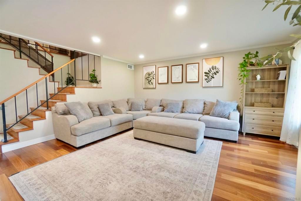 9850 Rimpark Way, San Diego, CA 92124 — exterior