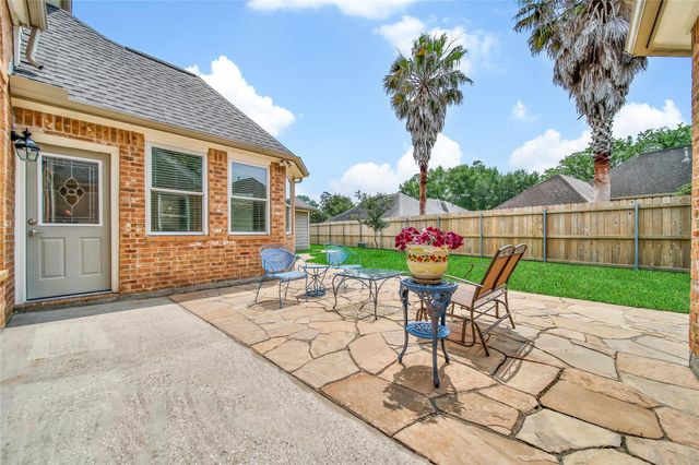 20507 Forest Stream Drive, Humble, TX 77346