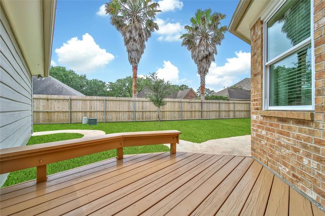 20507 Forest Stream Drive, Humble, TX 77346